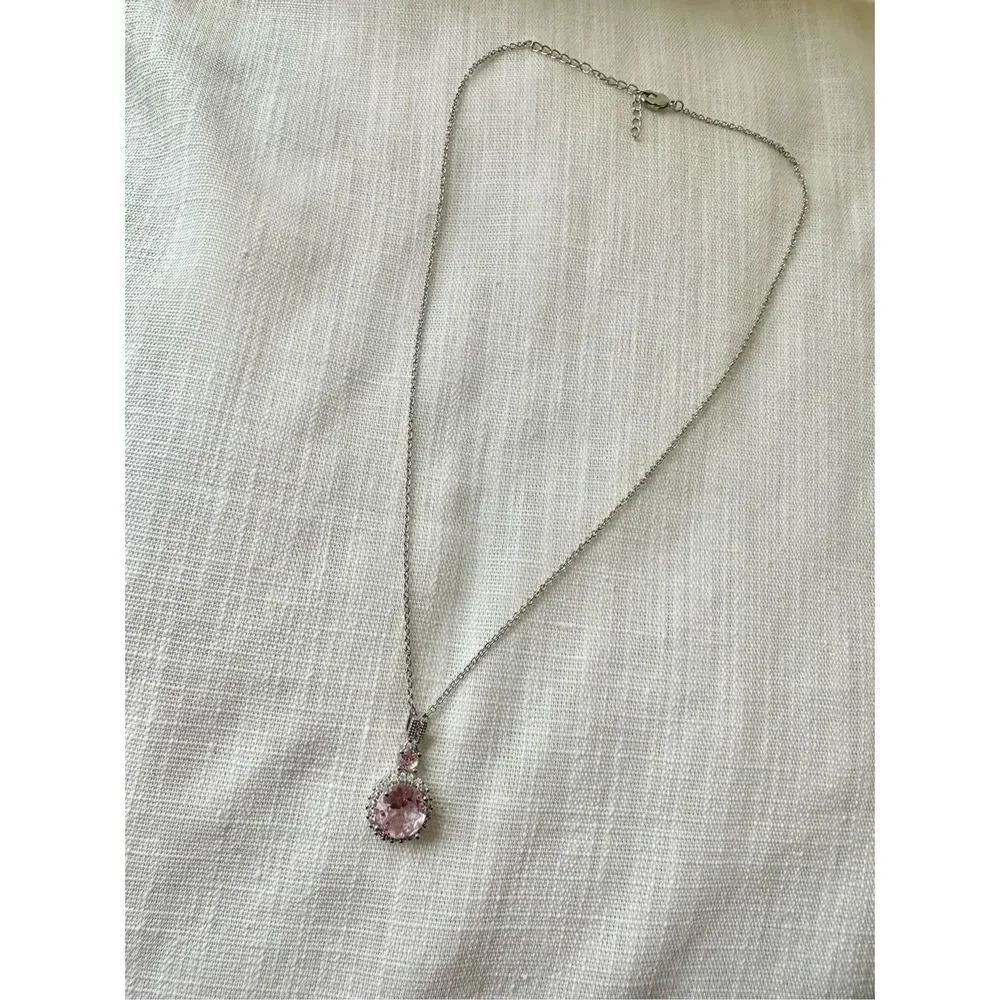 Light Pink round cut pendant necklace